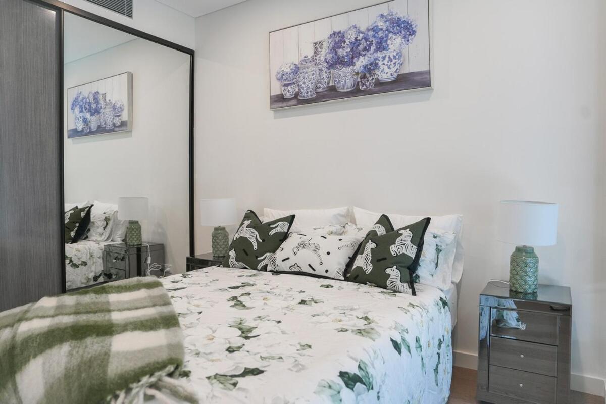 Timeless Charm A Vintage Escape Apartment